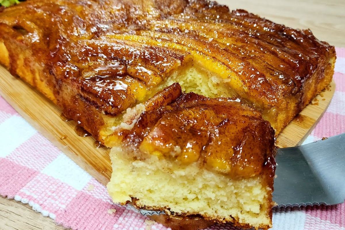 Bolo De Banana Fofinho Caramelo Bem Douradinho R Pido E Super