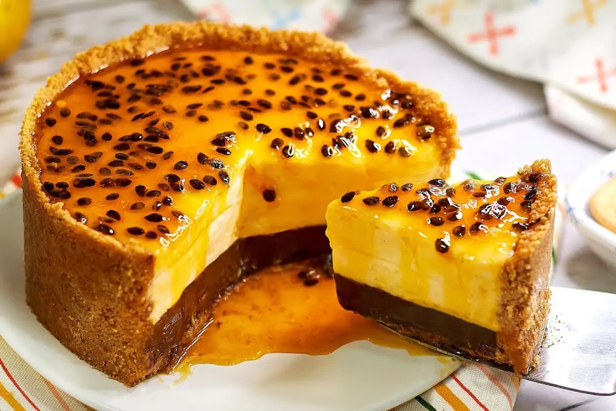 Torta de Maracujá com Chocolate e Biscoito