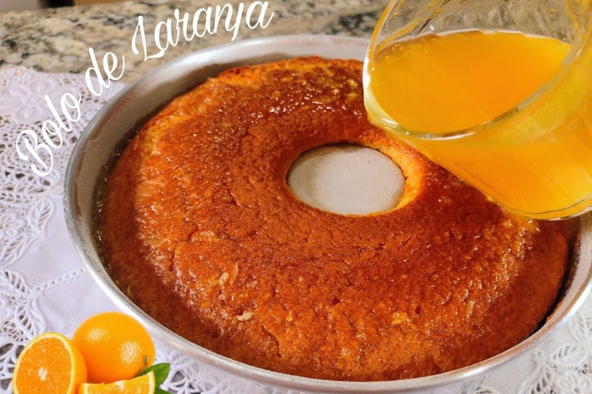 Bolo de Laranja úmido e fofinho